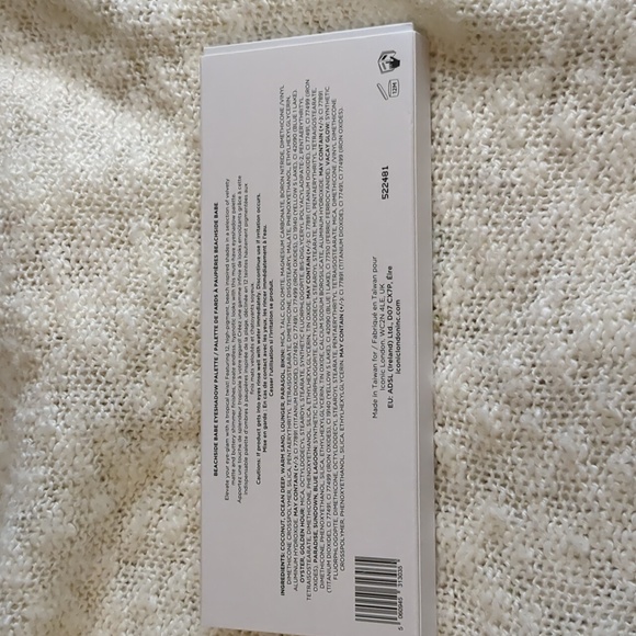 ICONIC London Beachside Babe Eyeshadow Palette, 12x 0.65g/0.27oz - Picture 7 of 8